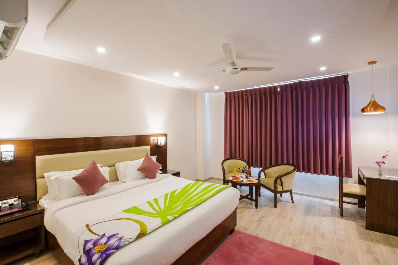 Regenta Inn On The Ganges Rishīkesh Eksteriør billede